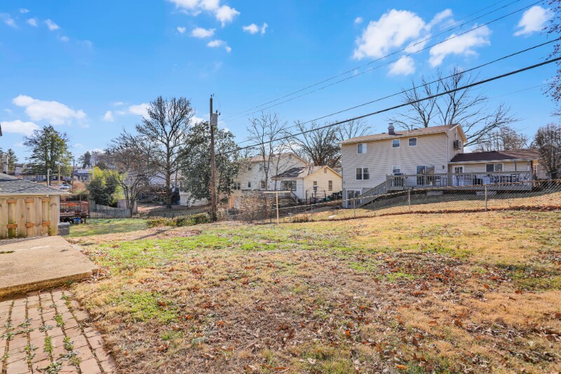 Building Photo - 1347 Samoa Dr