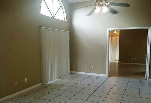 Building Photo - 755 Golden Sunshine Cir