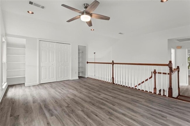 Building Photo - 1695 Spinnaker Dr