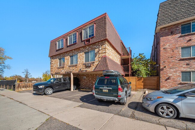 Building Photo - 36 Emerson St