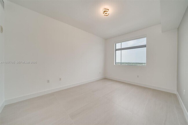 Building Photo - 140 S Dixie Hwy