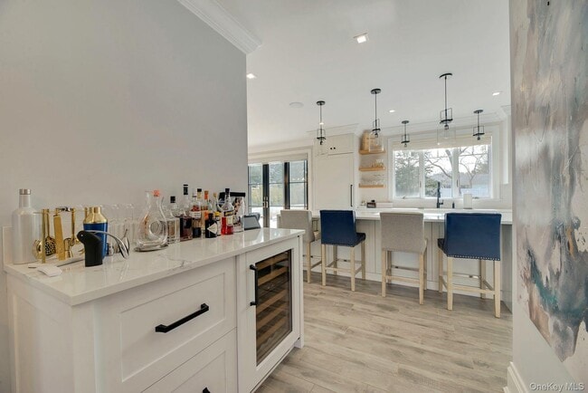 Building Photo - 165 Marine Pl