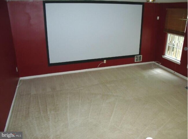 Building Photo - 13014 Shamrock Glen Dr