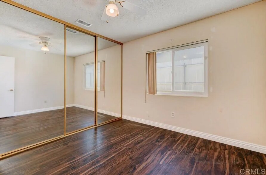 Building Photo - 6435 Bullock Dr
