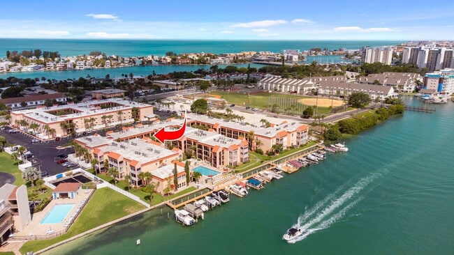 Building Photo - 8921 Blind Pass Rd