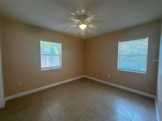 Building Photo - 1818 San Mateo Dr