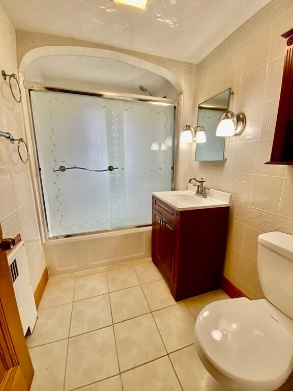 Building Photo - 48 Dimmock St