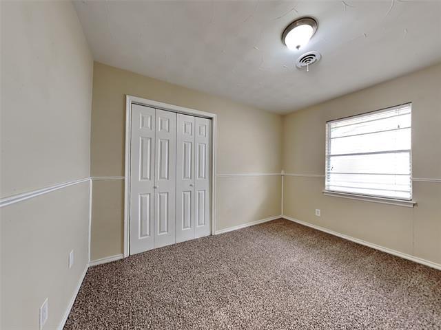 Building Photo - 4427 Live Oak Dr