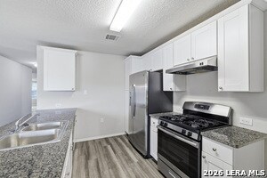 Building Photo - 13755 Bradford Park