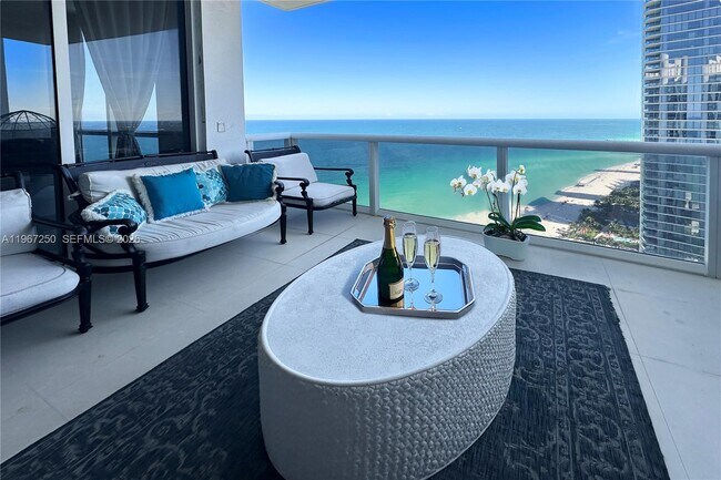 Building Photo - 18101 Collins Ave