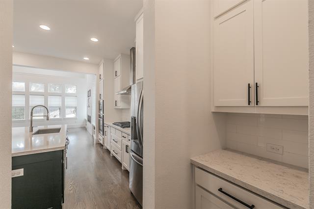 Building Photo - 8051 Sunflower Ln