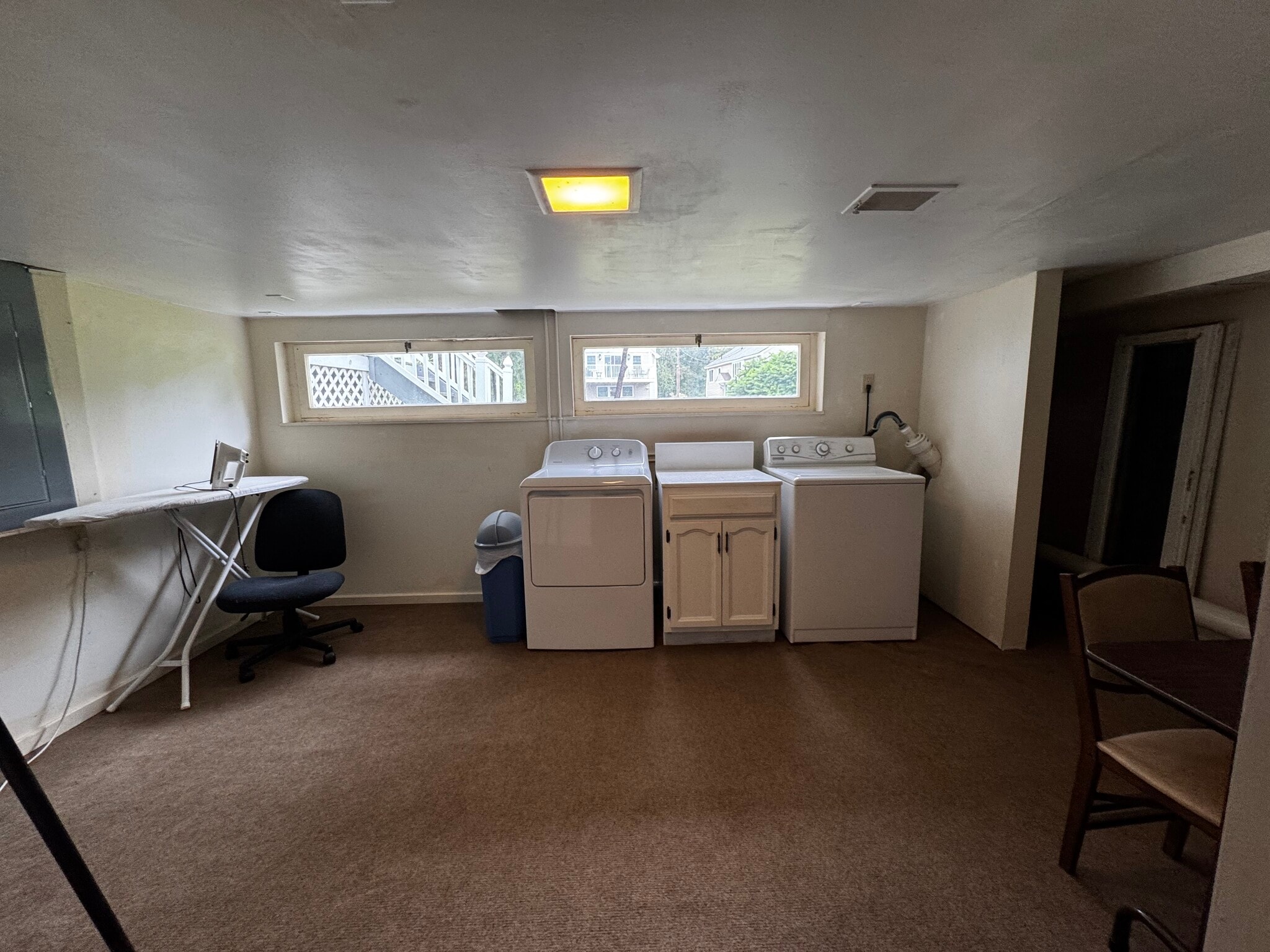 Building Photo - 72 Oceanside Dr