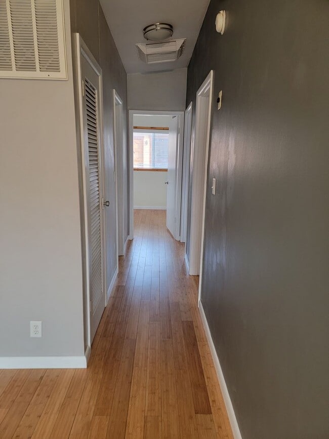 Building Photo - UTILITIES INCLUDED