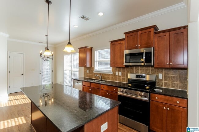 Building Photo - 133 Sharpe St