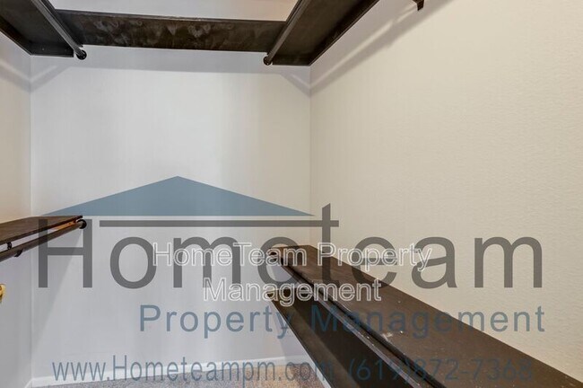 Building Photo - 1337 Serena Cir