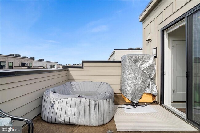 Building Photo - 7345 Blade Dr