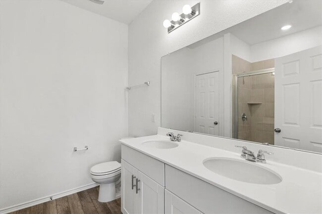 Building Photo - 1525 W Kerr Pass