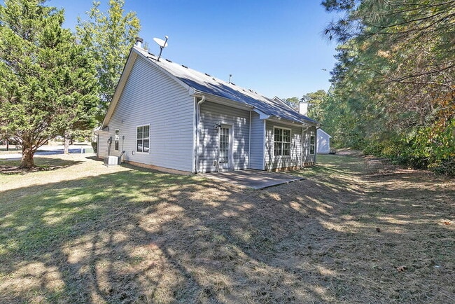 Building Photo - 2520 Thunder Basin Way