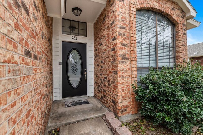 Building Photo - Welcome to this stunningly updated, three-bedroom, two-bath home located in the desirable Valley ...