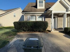 Building Photo - 3150 Sawtooth Dr