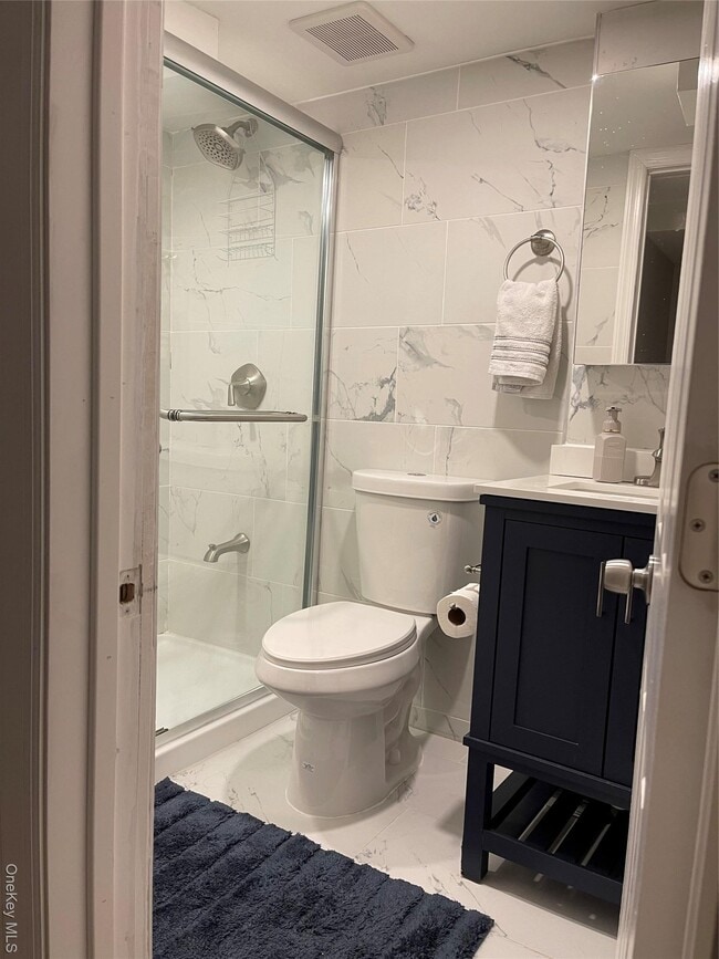 Building Photo - 278 Devonshire Dr