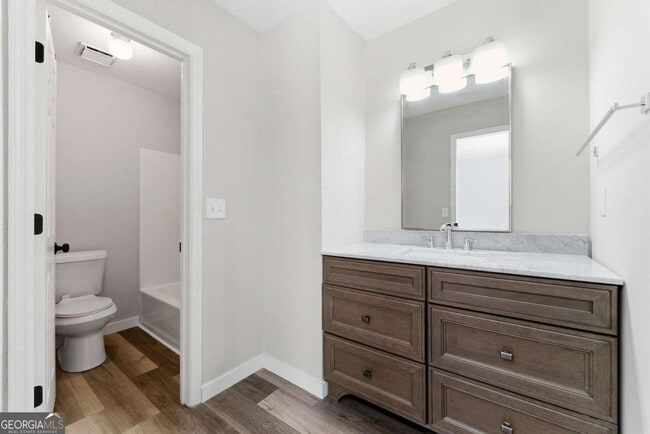 Building Photo - 5090 Sand Wedge Cir