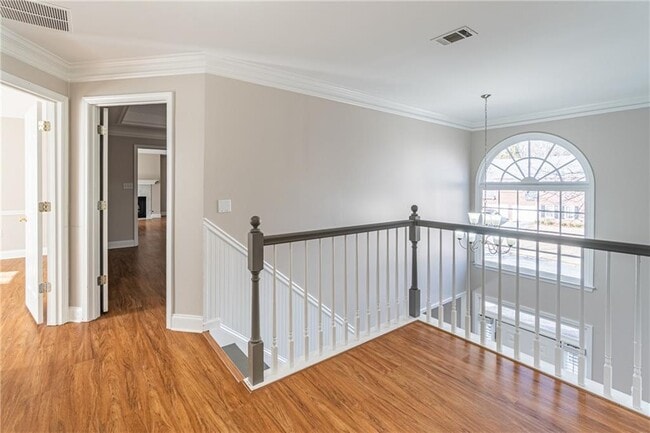 Building Photo - 3147 Crestmont Way NW