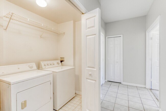 Building Photo - Metrowest Condo at The Hamptons, Orlando