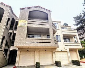 Building Photo - 1020 Vista Del Cerro Dr
