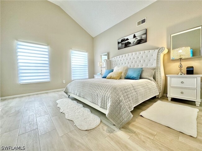 Building Photo - 3639 Kent Dr