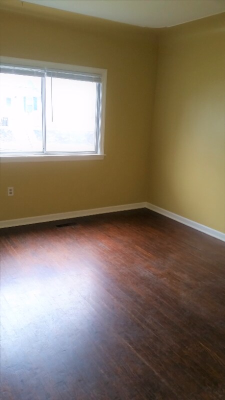 Building Photo - 1101 3rd St NW