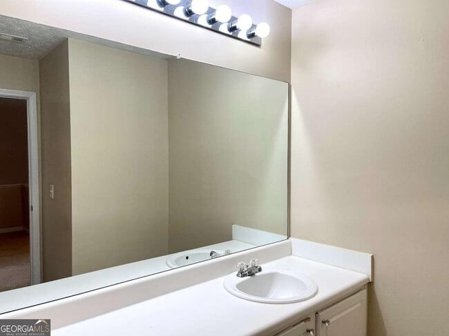 Building Photo - 8360 Milam Loop