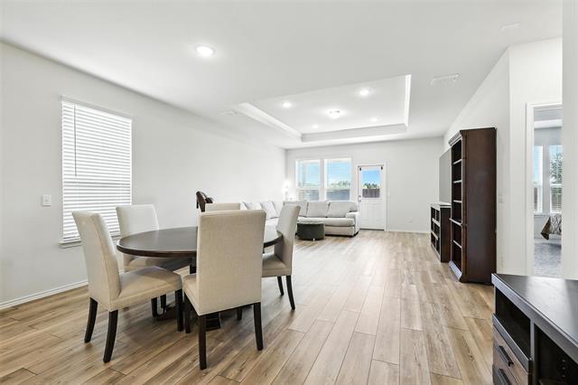 Building Photo - 5605 Apple Grove Way