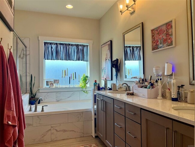 Building Photo - 876 Hedgefield Way