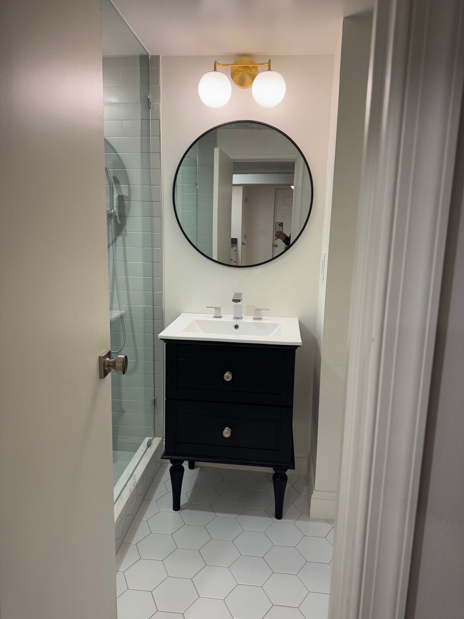 Building Photo - 1012 Roswell Dr