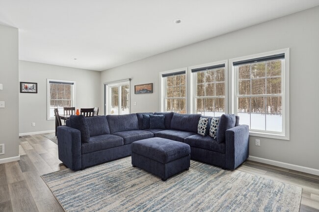 Building Photo - 49 Black Bear Path