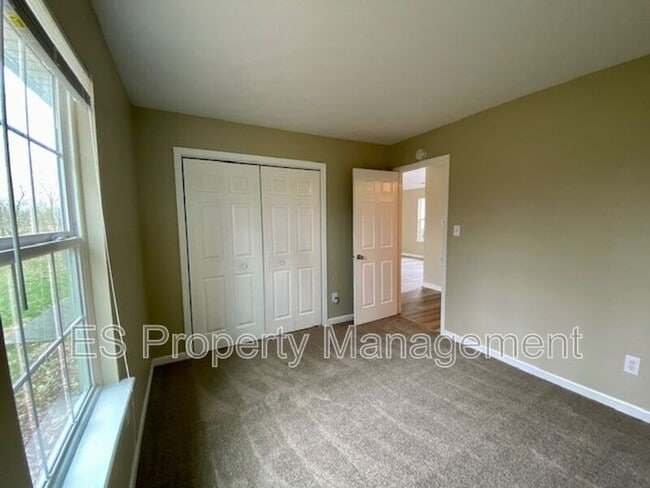 Building Photo - 3511 Lisa Cir
