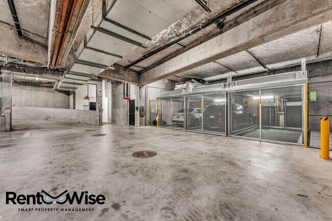 Building Photo - 1201 Sutter St