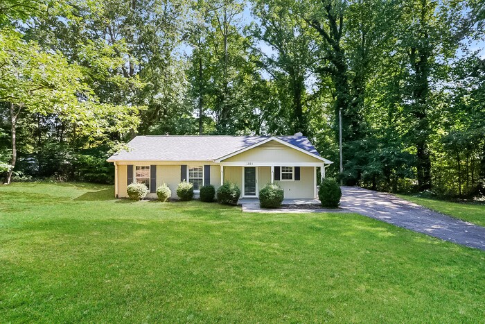 Building Photo - 1301 Yardley Terrace