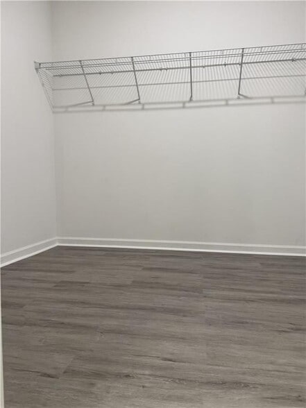 Building Photo - 1151 Pontiac Cir