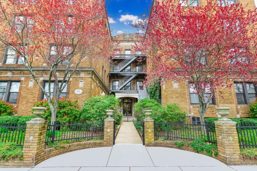 Highland Apartments 43 Granite St New London CT 06320 Apartment Finder