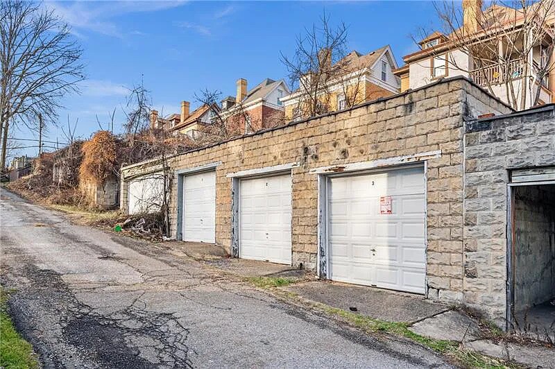 Building Photo - 1905 Termon Ave