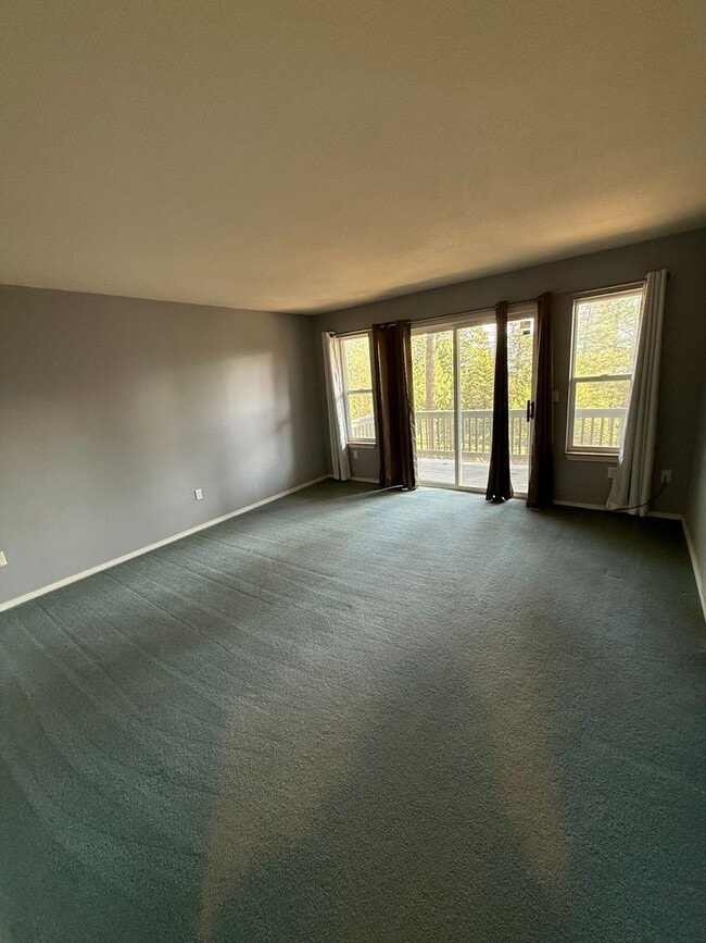 Building Photo - Spacious 5 Bedroom / 3 Bathroom Home for Rent in Lakeside, Montana