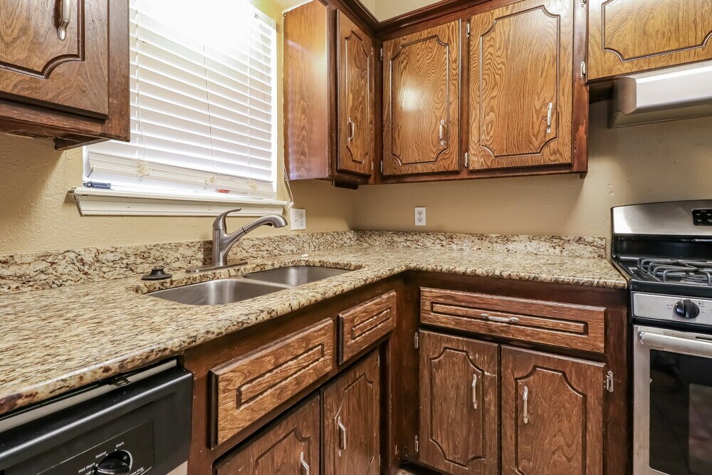 Building Photo - 1212 SE 11th St