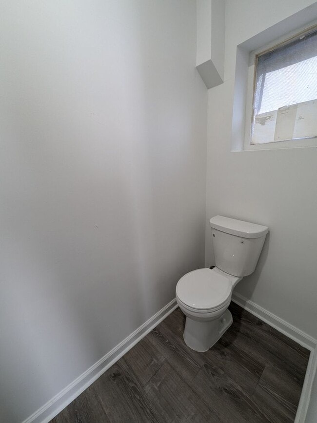Building Photo - Gorgeous Home - West Philadelphia