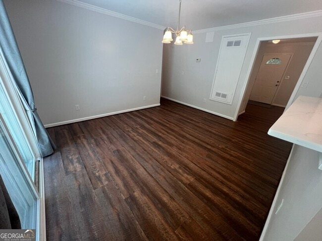 Building Photo - 648 Nelby Ct