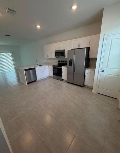 Building Photo - 2864 Skyline Lp