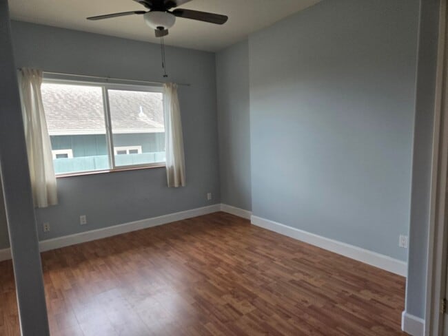 Building Photo - 272 Halenani Dr