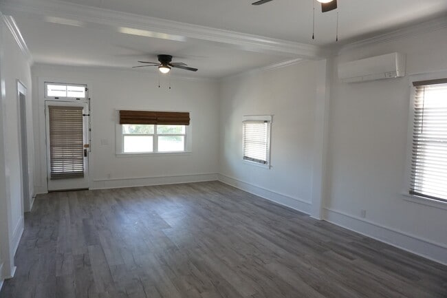 Building Photo - 708 Harnett St