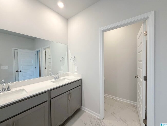 Building Photo - 17969 Longleaf Dr